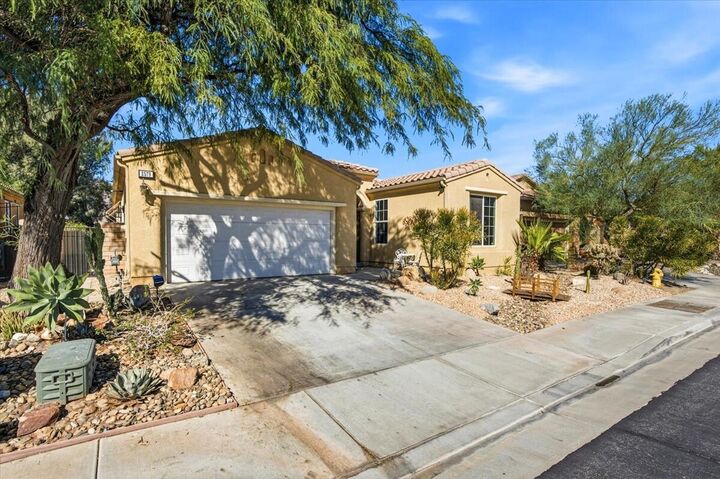 Property Photo:  2579 Savanna Way  CA 92262 