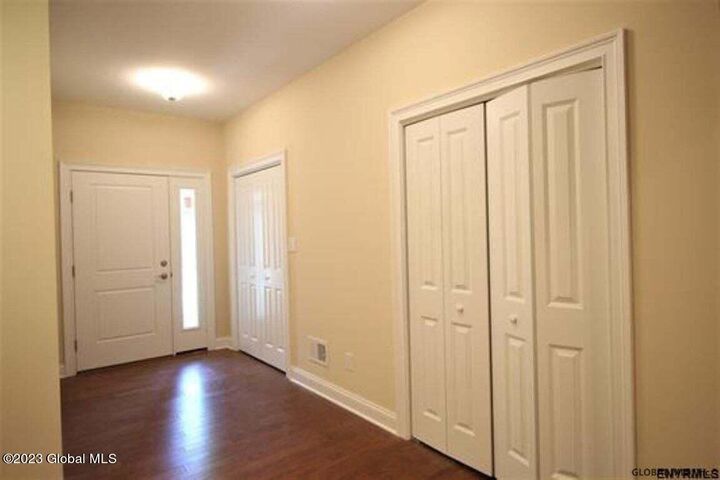 Property Photo:  616 Lois Lane  NY 12304 
