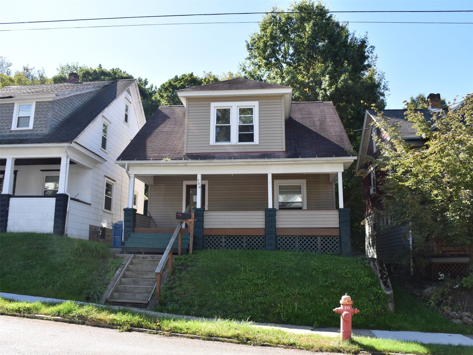 Property Photo:  588 Pine Street  PA 16335 