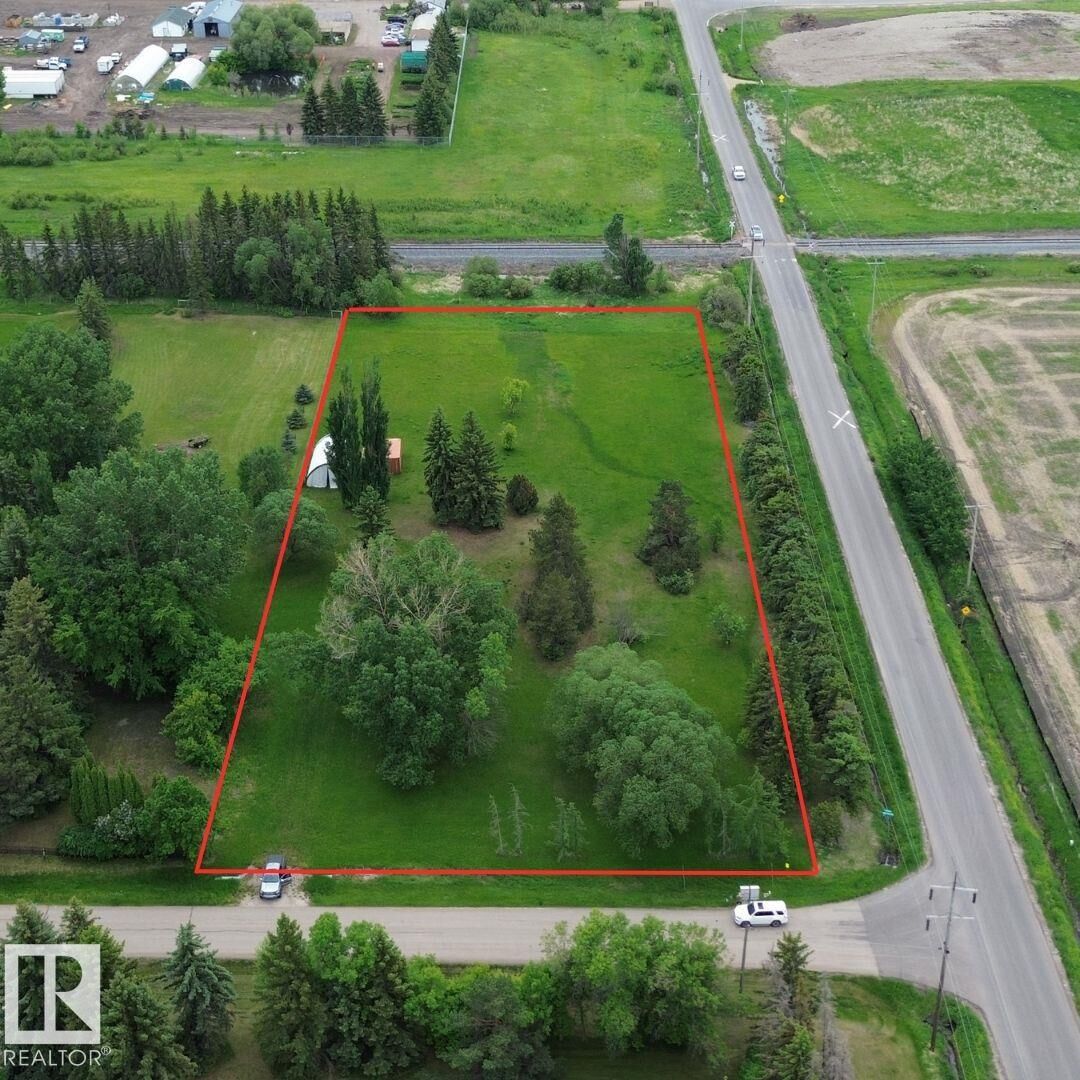 Property Photo:  53371 Rge Road 231  AB T8A 4V2 