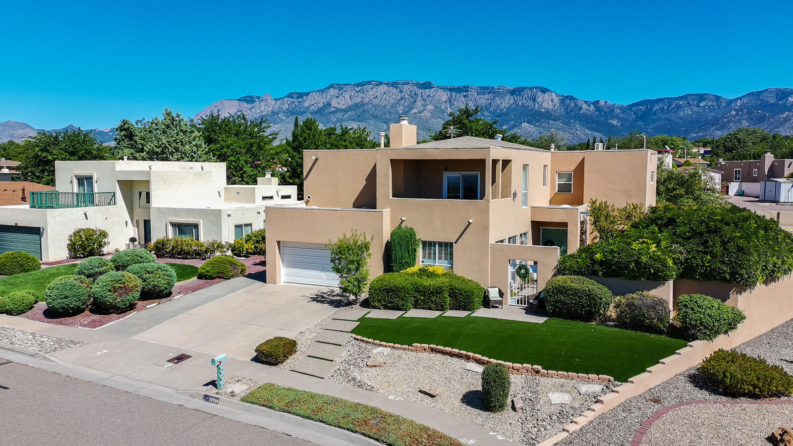 Property Photo: 10016 Academy Knolls Drive NE NM 87111