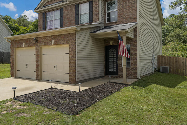 Property Photo: 917 Dawkins Court AL 36867