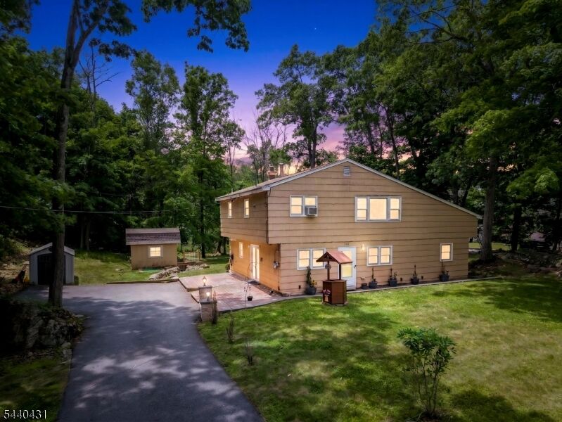 Property Photo:  115 Leland Trl  NJ 07843 