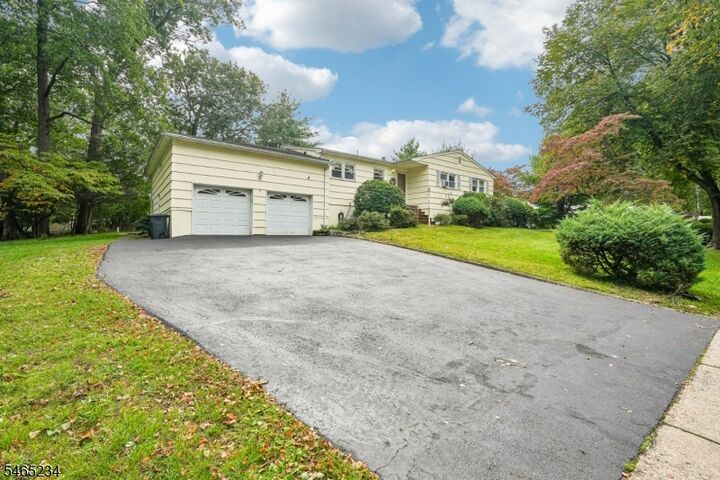 Property Photo:  201 Kiwanis Dr  NJ 07470 