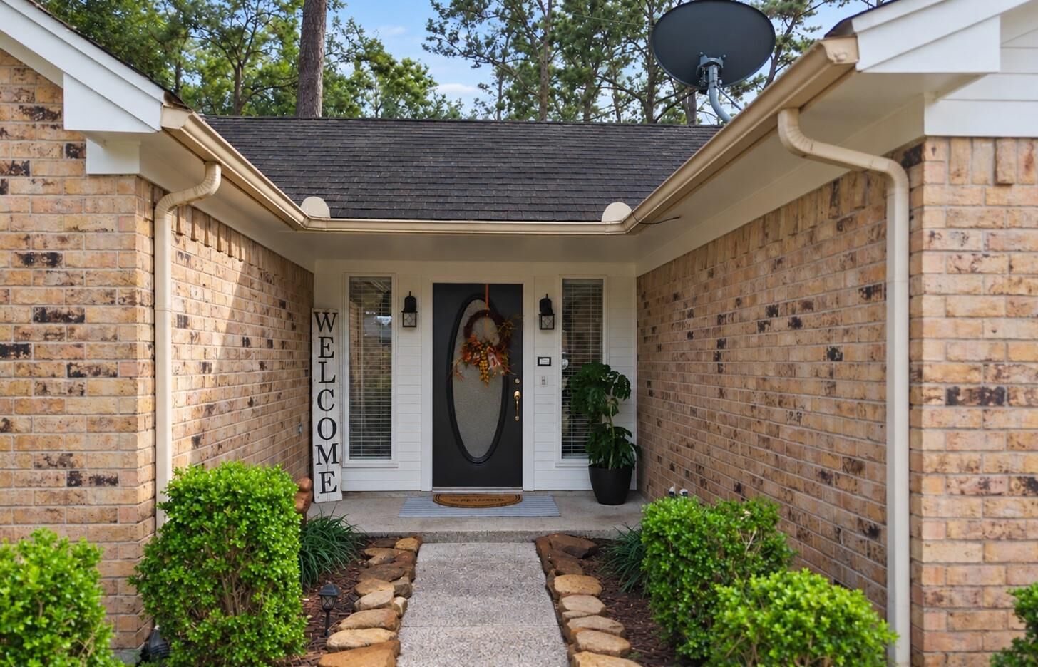 Property Photo:  7103 Chinook Street  TX 77521 