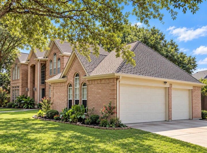 Property Photo:  5802 Moss Point Court  TX 77379 