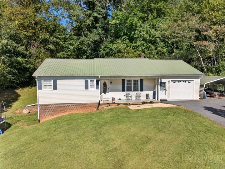 Property Photo:  1504 Nc Highway 268  NC 28645 
