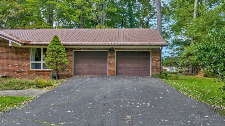 Property Photo: 223 Current Drive NC 28694