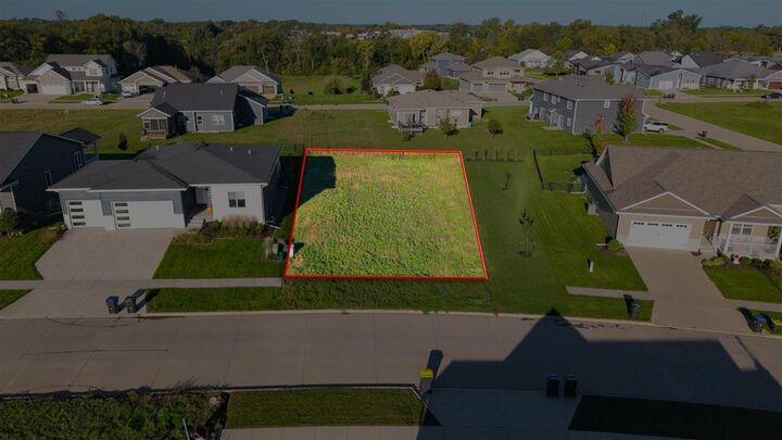 Property Photo: 645 Hanks Drive IA 52240