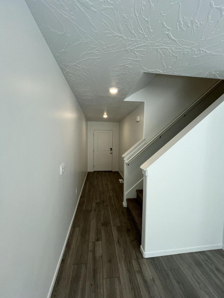 Property Photo: 554 S Rockwell Ln UT 84720