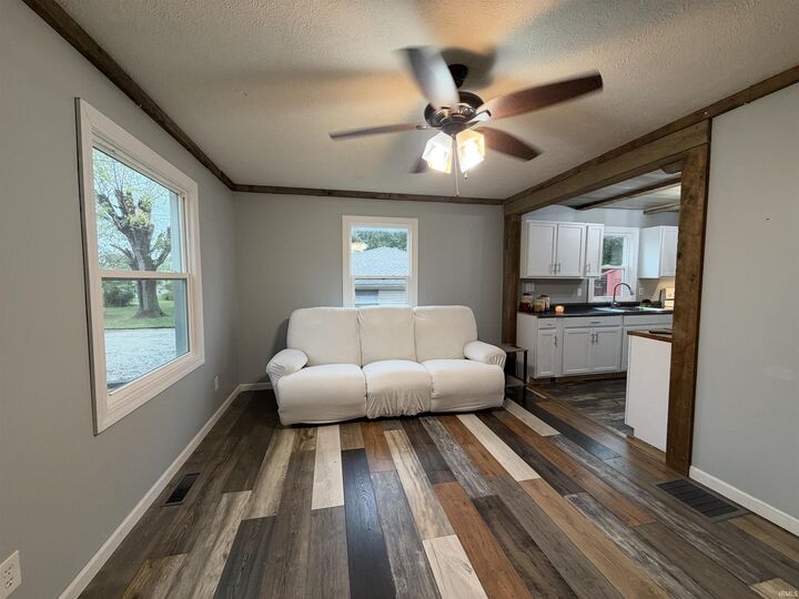 Property Photo: 9462 W Old State Road 66 Road IN 47634