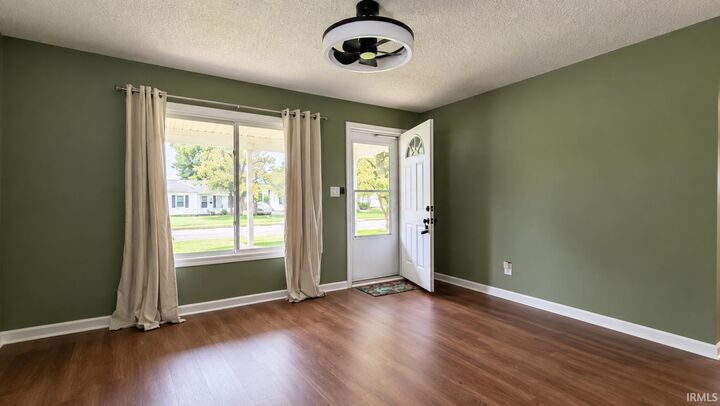 Property Photo: 1106 E Grant Street IN 46952-3018
