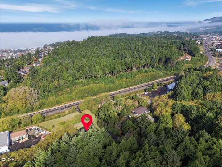 Property Photo: 2740 SE Hwy 101 OR 97367