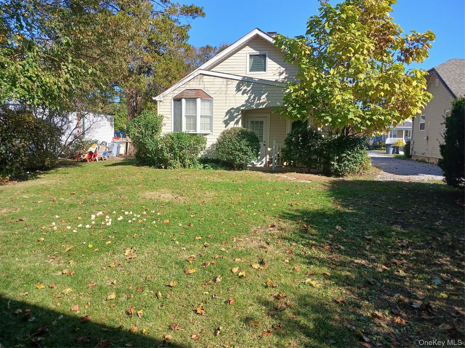Property Photo:  8 Woodburn Street  NY 11772 