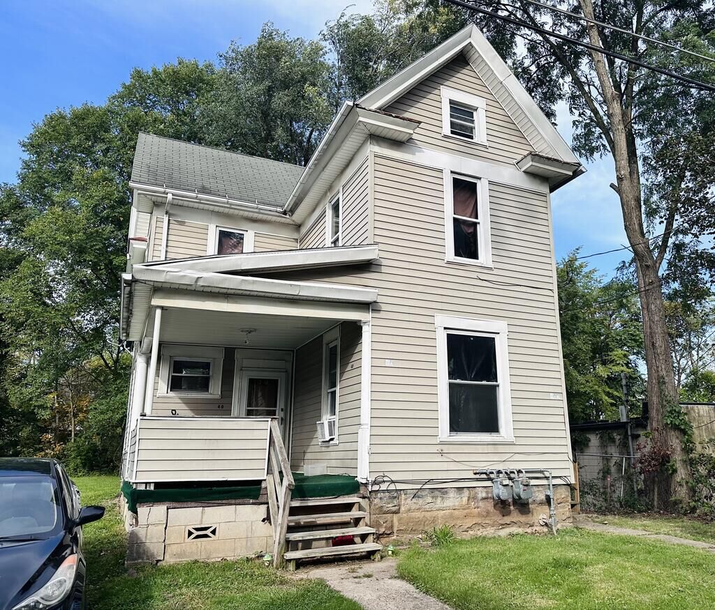 Property Photo: 40 Lind Ave OH 44903