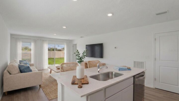 Property Photo:  4106 Kona Circle  FL 34608 