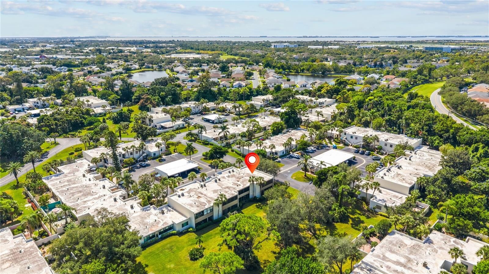 Property Photo:  521 Lakeside Drive  FL 34210 