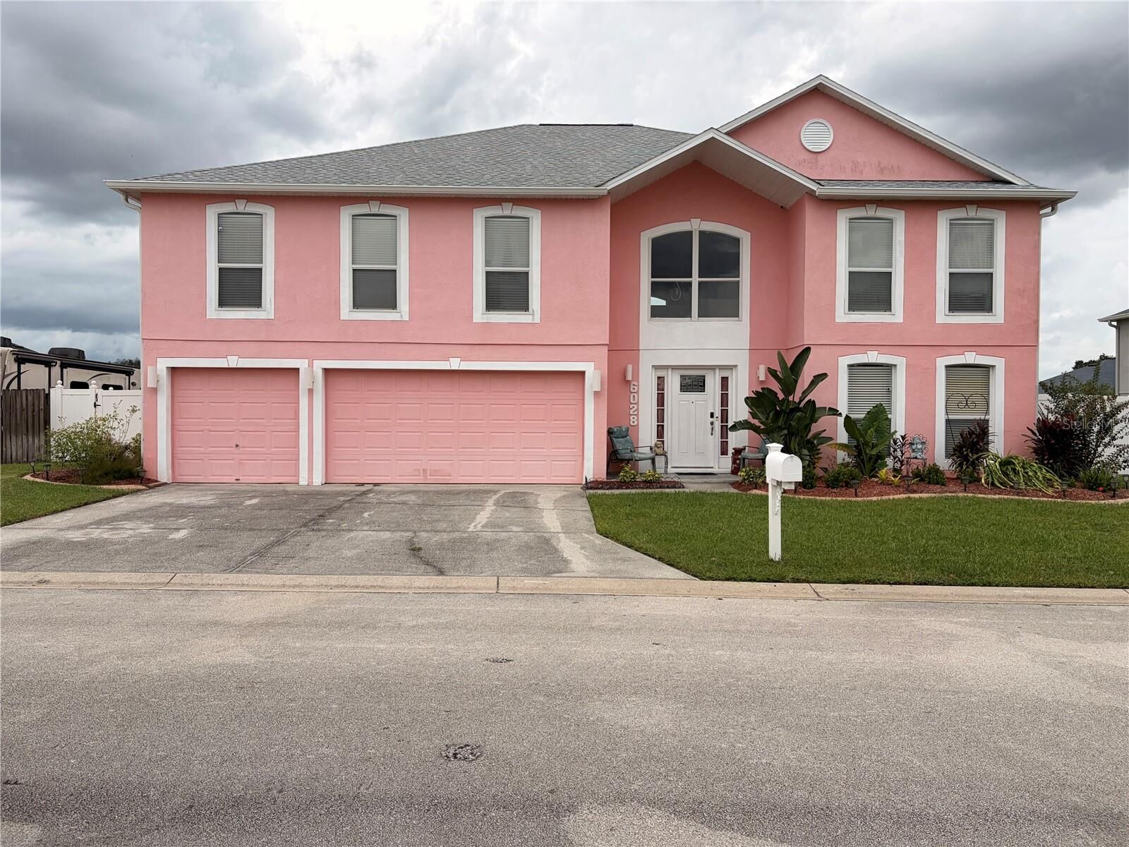 Property Photo: 6028 Sunset Vista Drive FL 33812