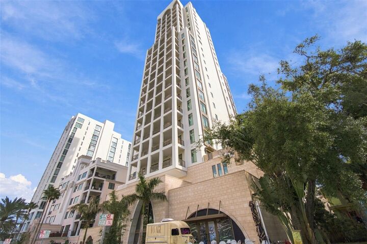 Property Photo:  126 4th Avenue NE 1202  FL 33701 