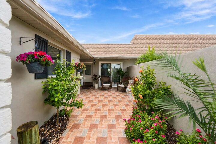 Property Photo: 427 Boca Ciega Point Boulevard N FL 33708