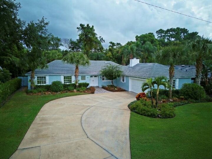 Property Photo: 1310 Winston Road FL 32751