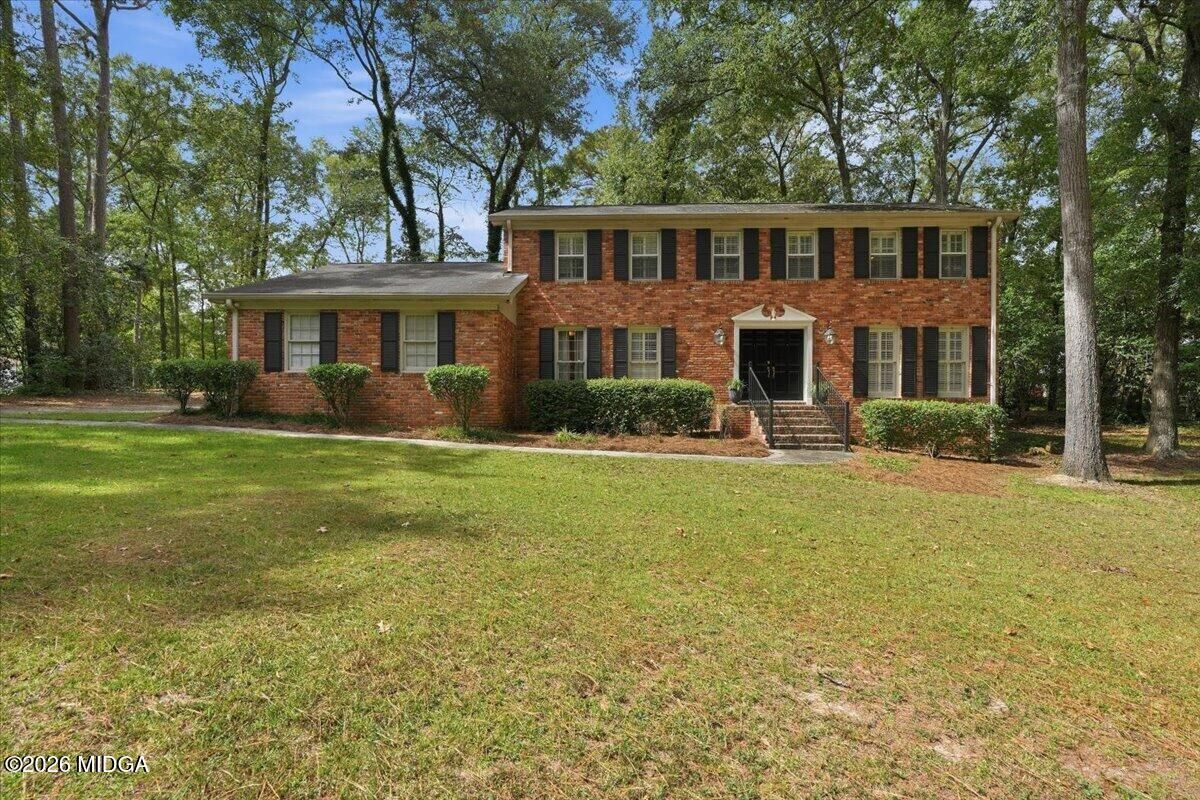 Property Photo:  176 Arlington Row  GA 31210 