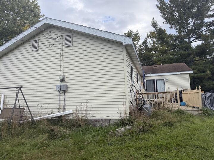 Property Photo: 7551 26th Road MI 49878-9753