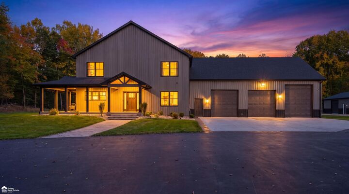 Property Photo: 6454 Genesee Road MI 48506-1128