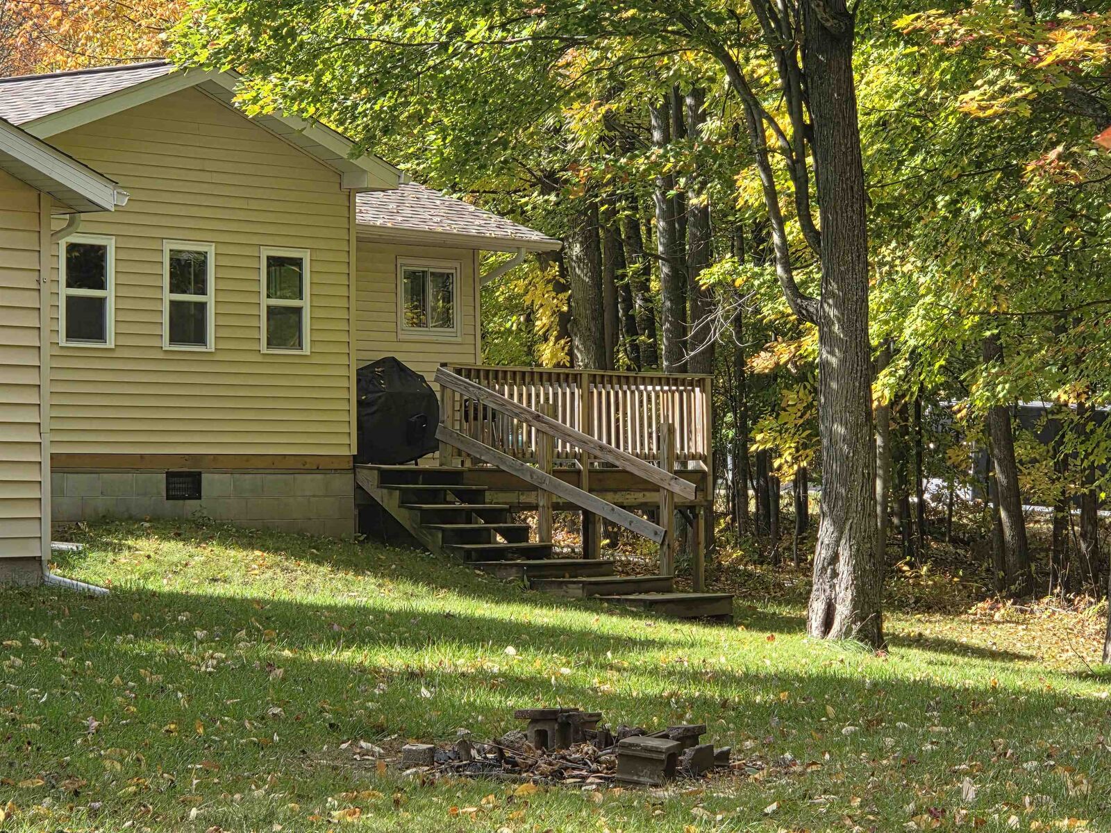 Property Photo: 4885 Lewis MI 48635