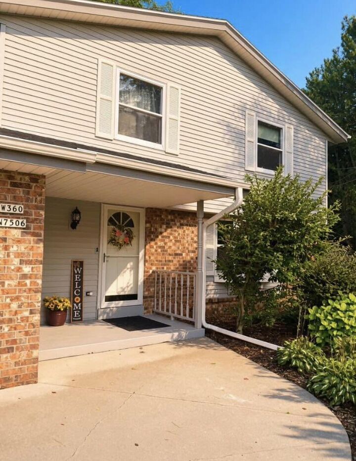 Property Photo: W360n7506 Thomas Dr WI 53066