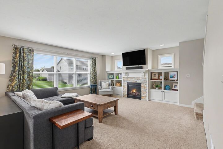 Property Photo: 3358 Camrose Drive MI 49426