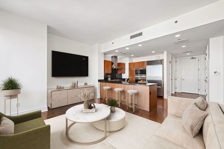 Property Photo: 401 N Wabash Avenue 48E IL 60611