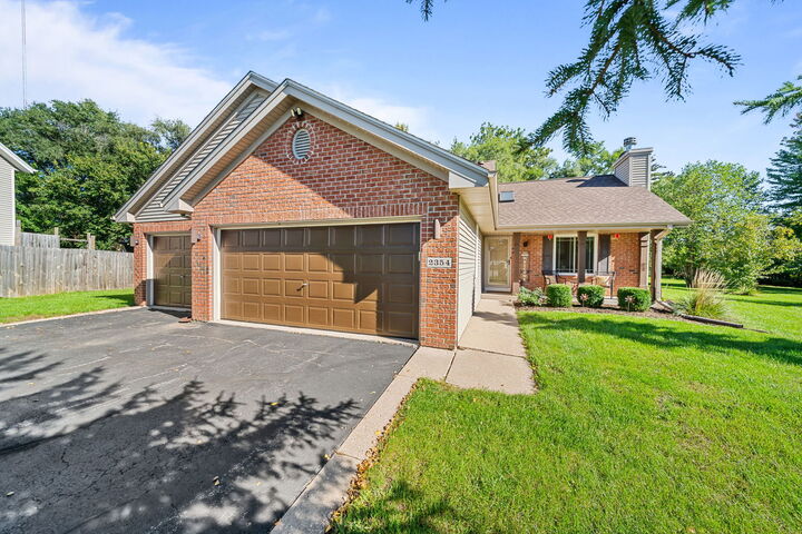 Property Photo:  2354 Winfield Court  IL 61072 