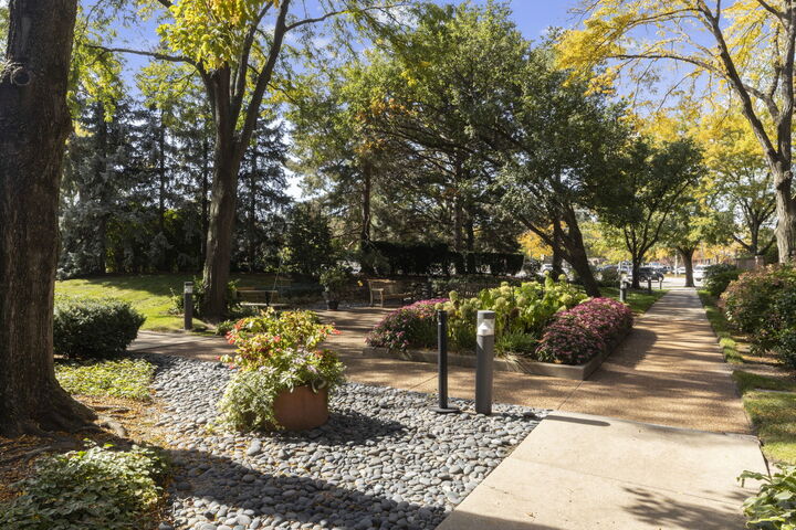 Property Photo:  2150 Bouterse Street 406D  IL 60068 