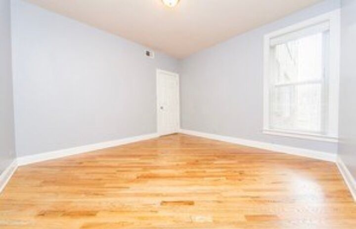 Property Photo:  1127 N Christiana Avenue 2  IL 60651 