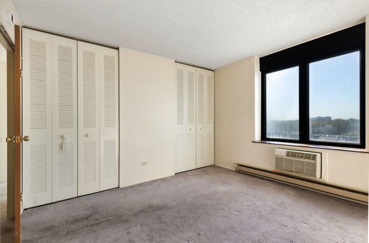 Property Photo:  9098 W Terrace Drive 6E  IL 60714 