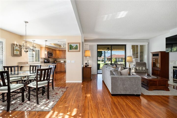 Property Photo:  154 La Cerra  CA 92270 