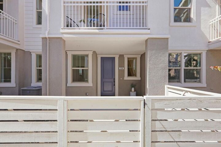 Property Photo:  114 Oak Circle  CA 94597 