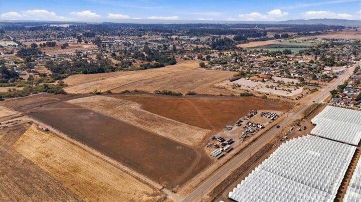 Property Photo:  0 South Thompson Avenue  CA 93444 