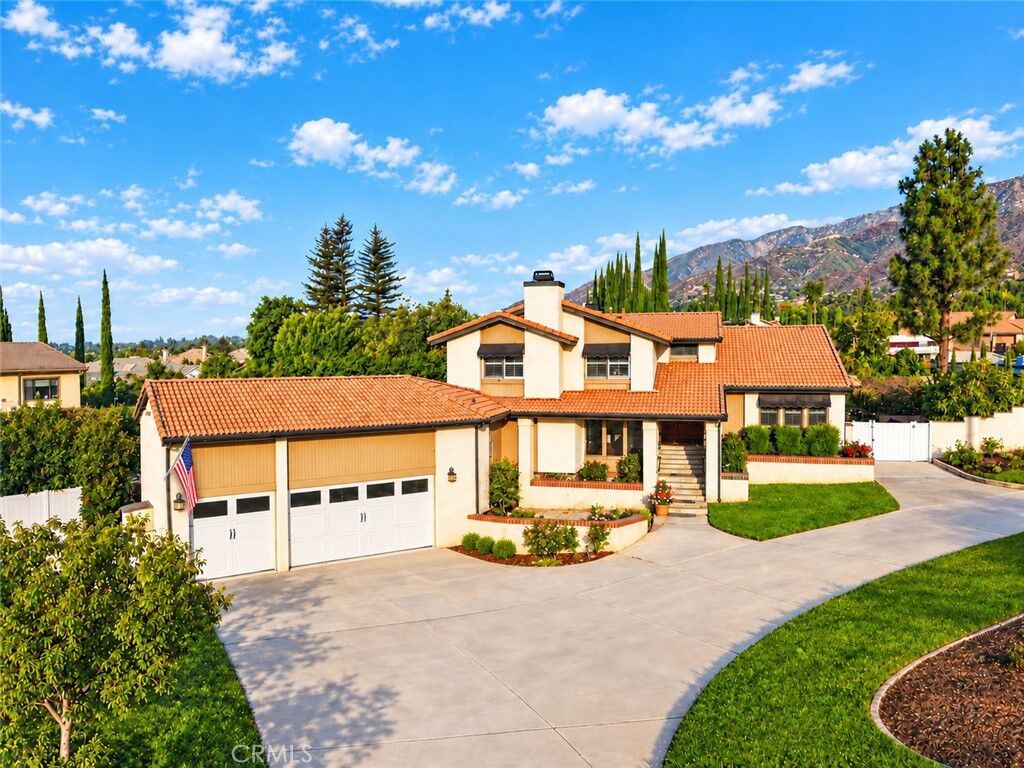 Property Photo:  2429 Cliff Road  CA 91784 