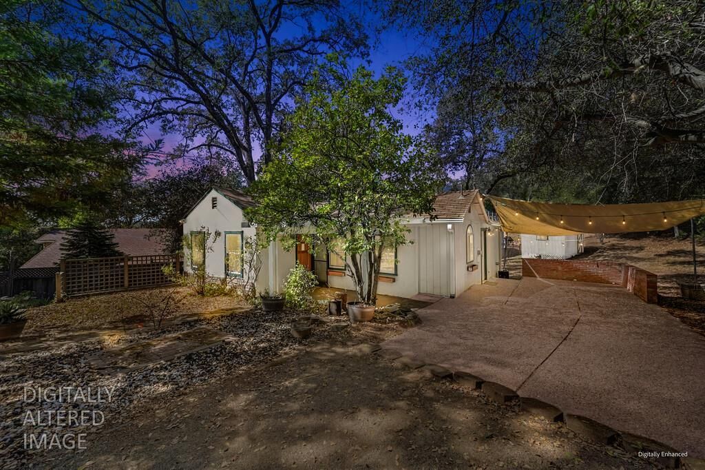 Property Photo: 225 Middletown Road CA 95667