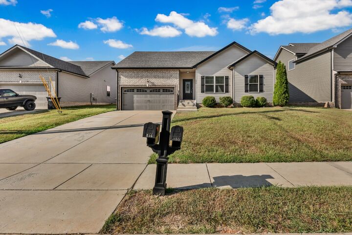 Property Photo:  256 Azalea Dr  KY 42262 