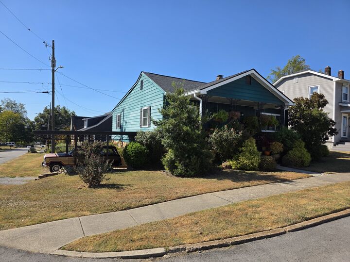 Property Photo:  712 Bryan St  TN 37138 
