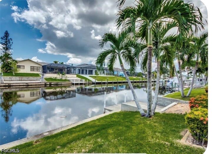 Property Photo:  1908 SE 9th Terrace  FL 33990 
