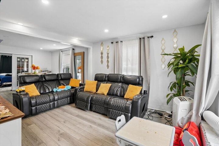 Property Photo:  131 Riley Avenue  NH 03103 
