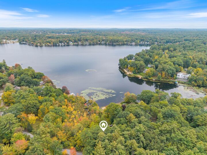 Property Photo:  12 Holts Point Road  NH 03873 
