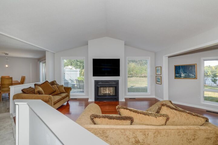 Property Photo: 28 Walden Pond Drive NH 03064