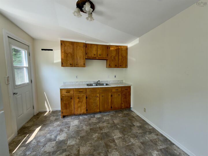Property Photo:  13 Chester Avenue  NS B4N 2J4 