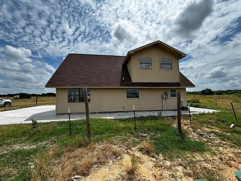 Property Photo:  810 Bounds Road  TX 75058 