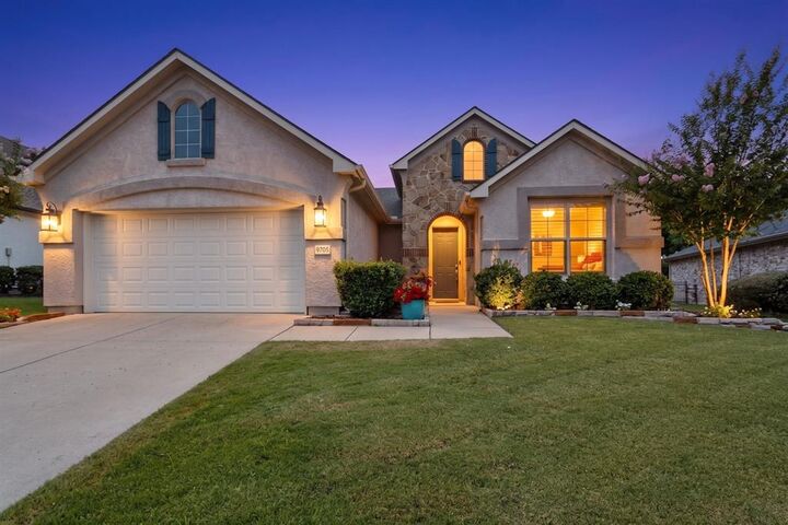 Property Photo: 9705 Teakwood Avenue TX 76207